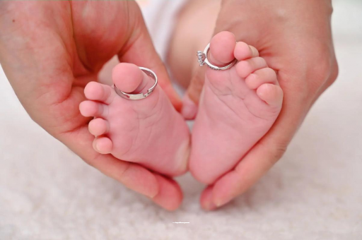 慈利宝宝睡觉头上都是汗